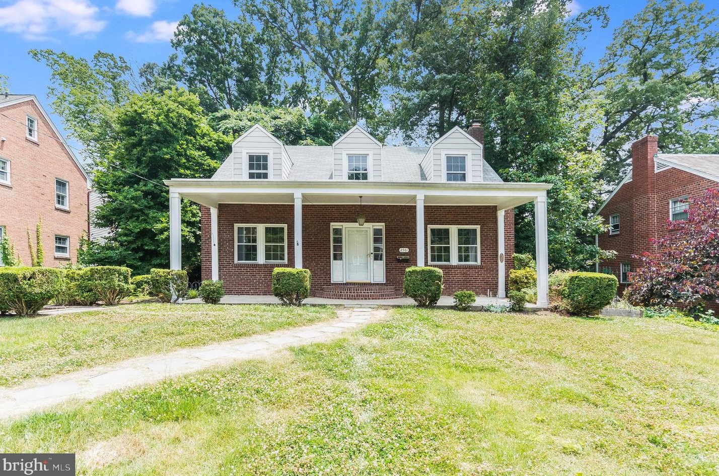 2361 Quincy St, Arlington VA  22204-5422 exterior