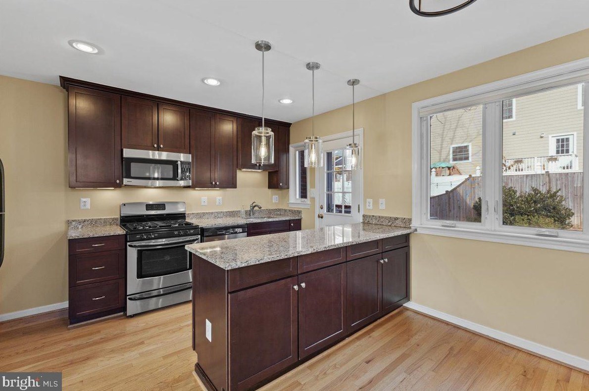 3117 13th Rd S, Arlington, VA 22204