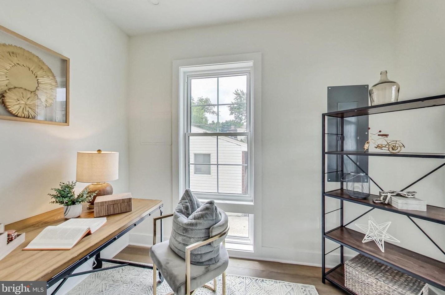 2135 Monroe St, Arlington VA 22204-5104 exterior