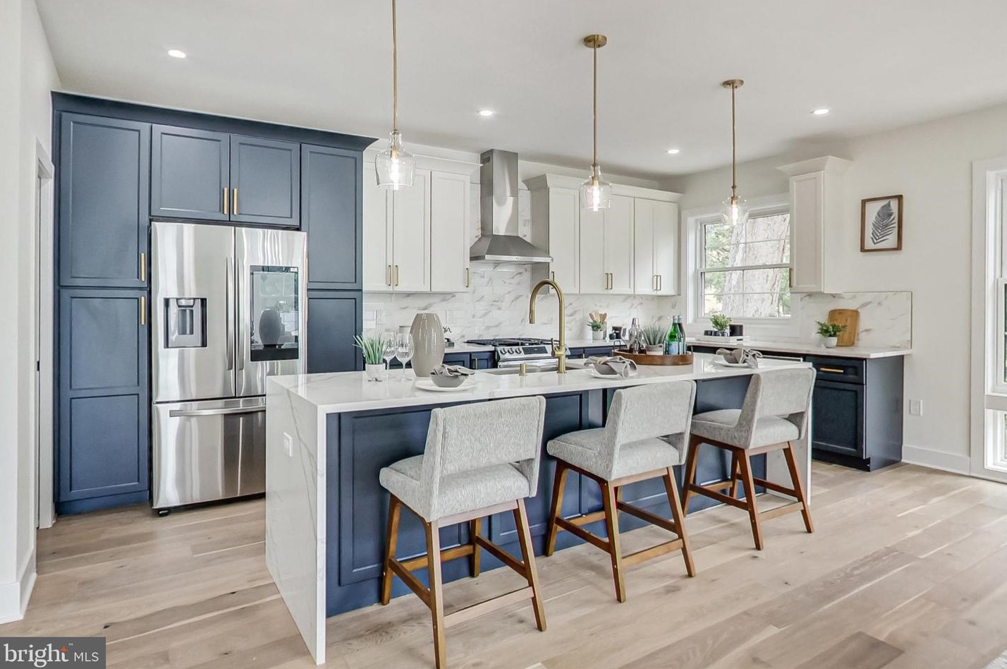 2135 Monroe St, Arlington VA 22204-5104 exterior