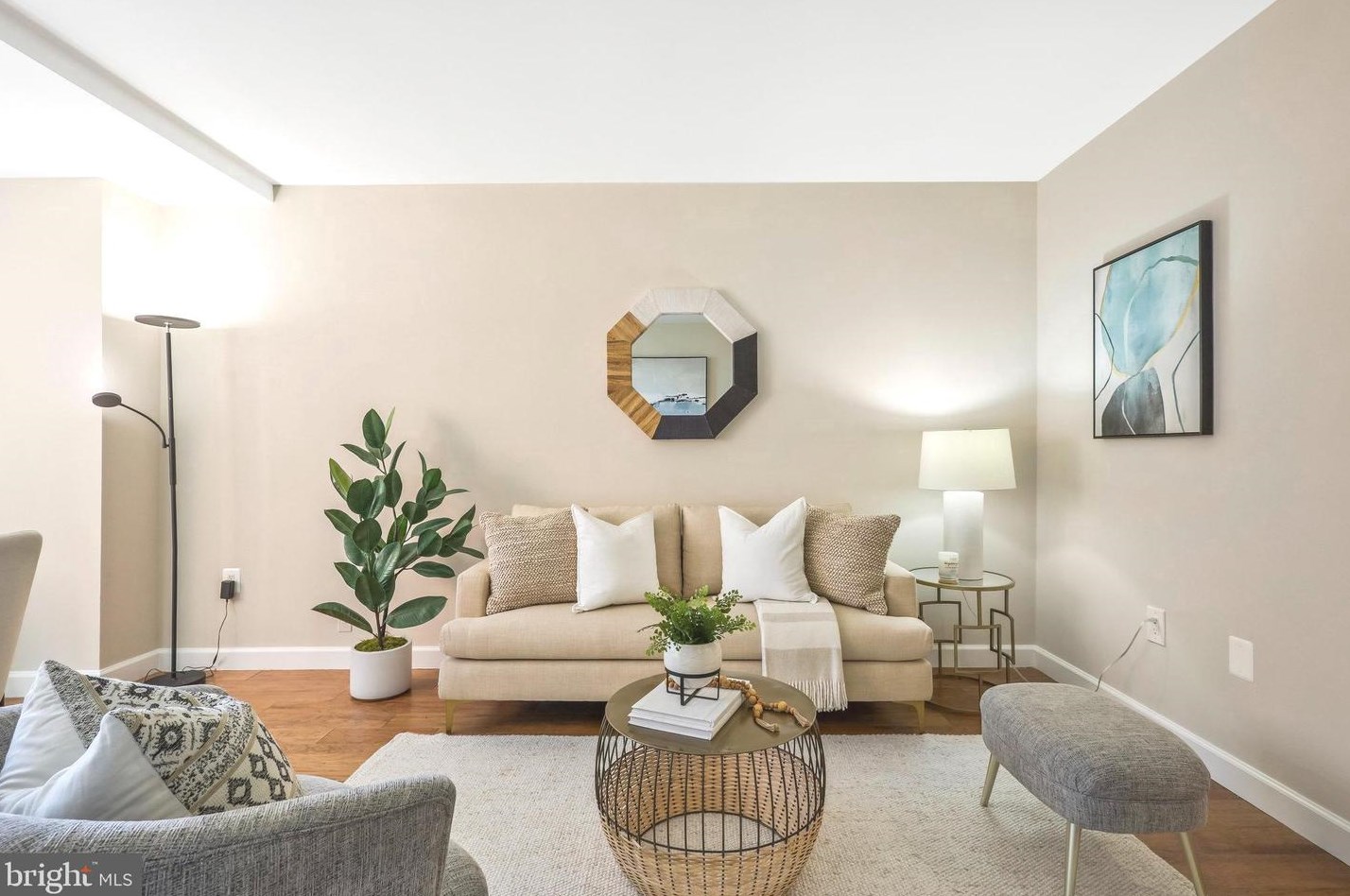 1021 Arlington Blvd #708, Arlington, VA 22209