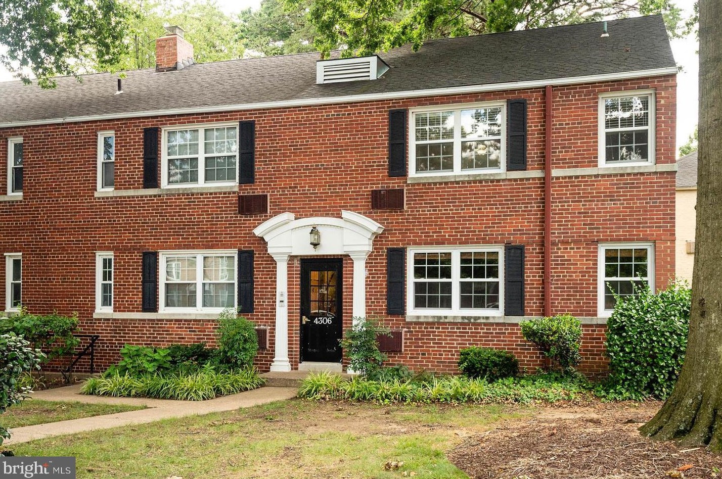4306 Pershing Dr, Arlington, VA 43063-2811