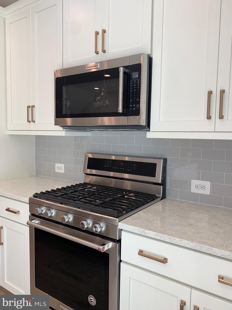27 Trenton St, Arlington, VA 22203-2966