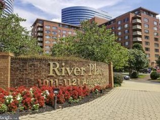 1121 Arlington Blvd Apt 443, Arlington, VA 22209