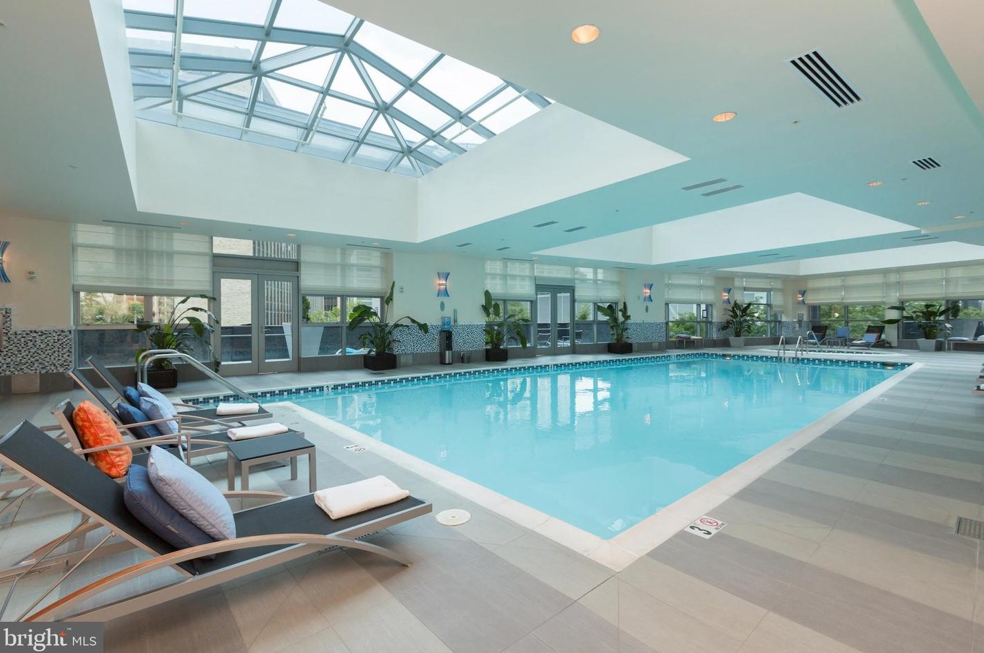 1881 Nash St, Arlington VA  22209-1511 exterior