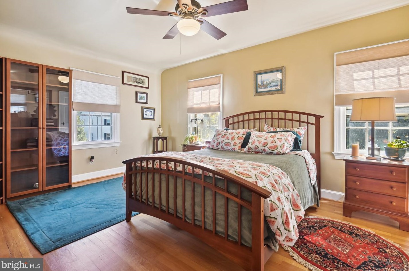 1406 Illinois St, Arlington VA 22205-2761 exterior