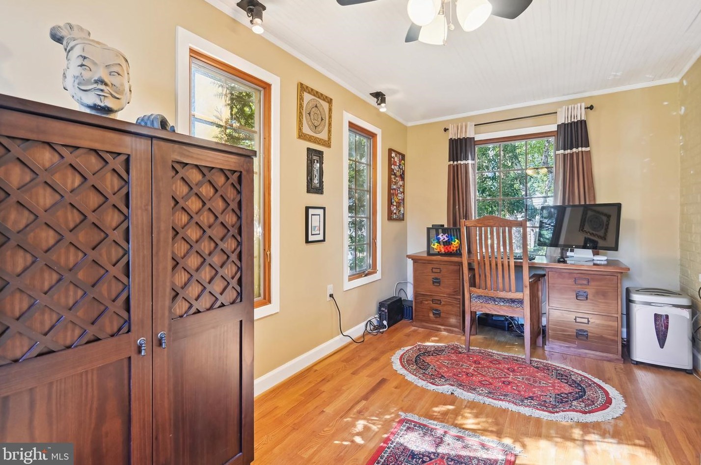 1406 Illinois St, Arlington VA 22205-2761 exterior