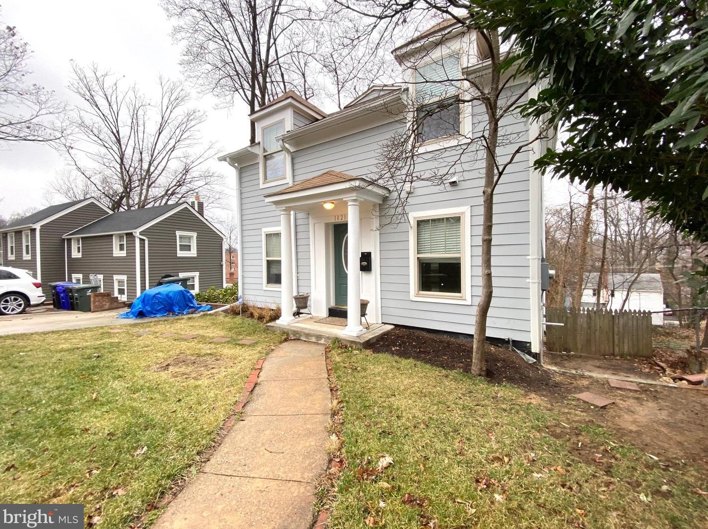 1021 Dinwiddie St, Arlington, VA 22204-3218