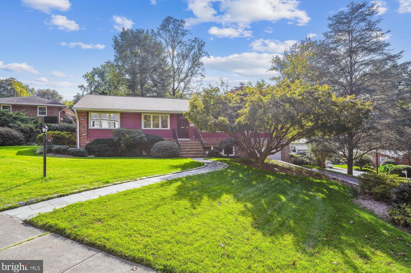 4126 N Randolph St, Arlington, VA 22207