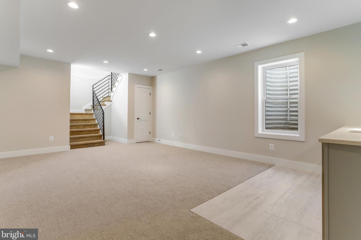 812 Edgewood St, Arlington VA  22201-1935 exterior