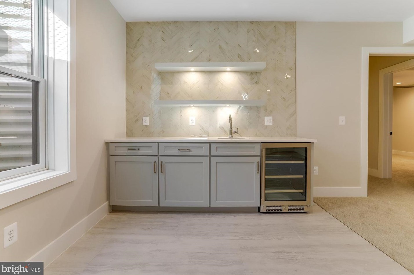 812 Edgewood St, Arlington VA  22201-1935 exterior