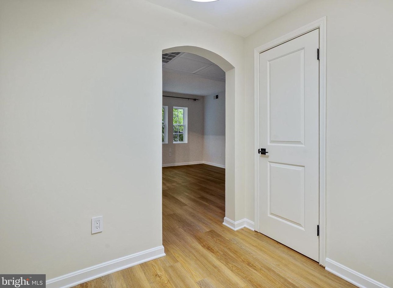 1741 N Troy St #8-430, Arlington, VA