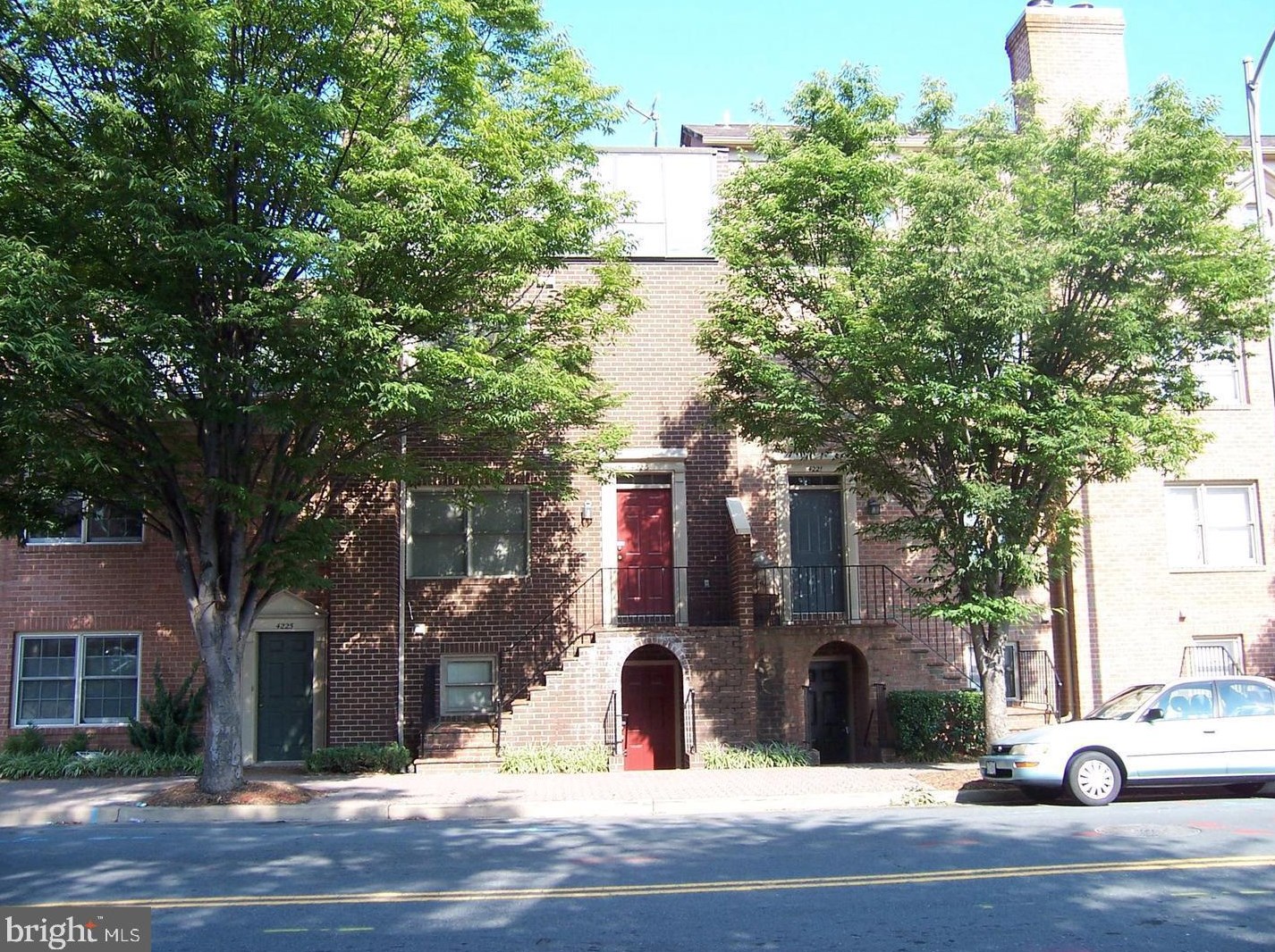 4223 N Carlin Springs Rd, Arlington, VA 22203