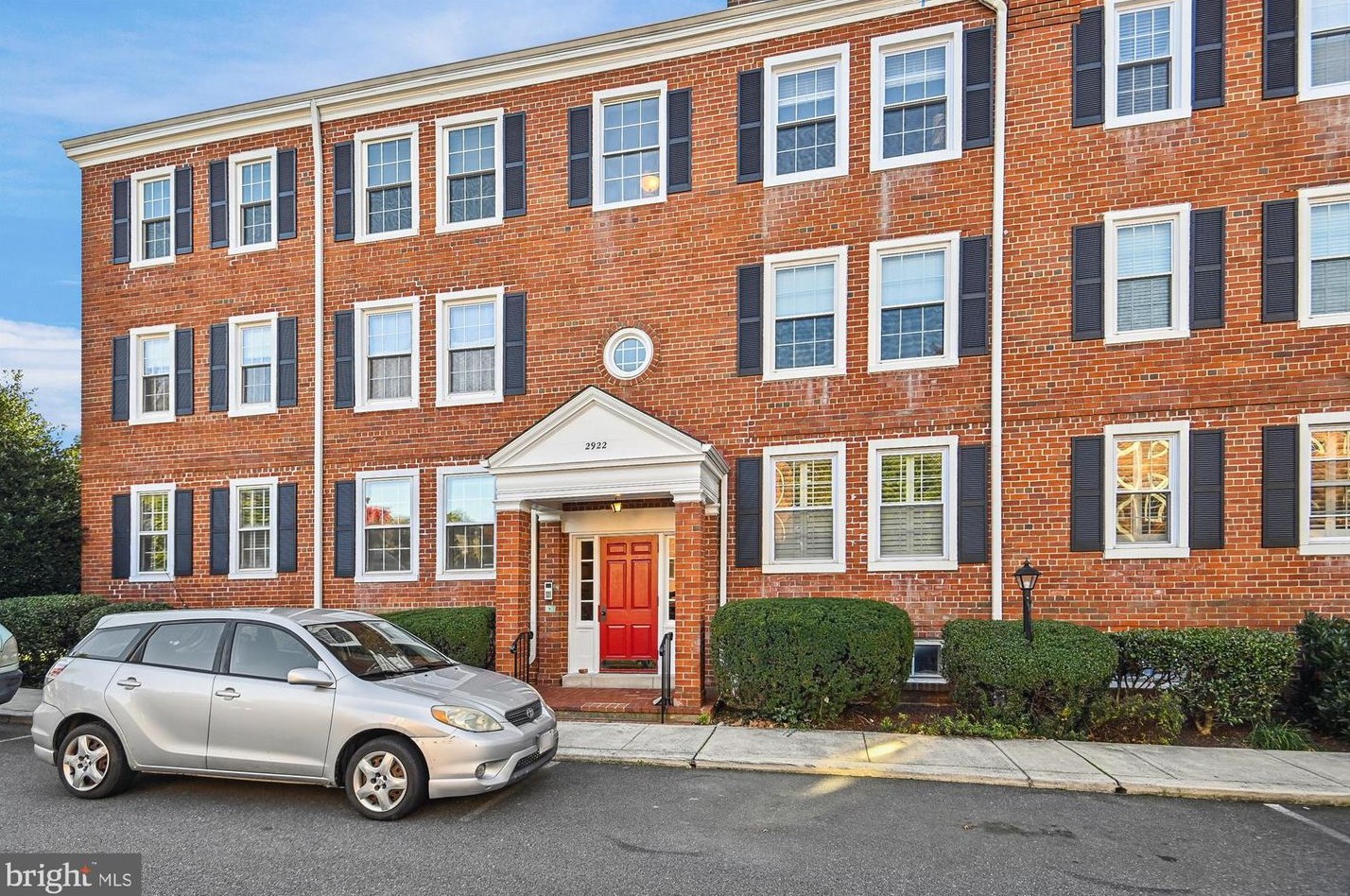 2922 S Buchanan St #a2, Arlington, VA 22206