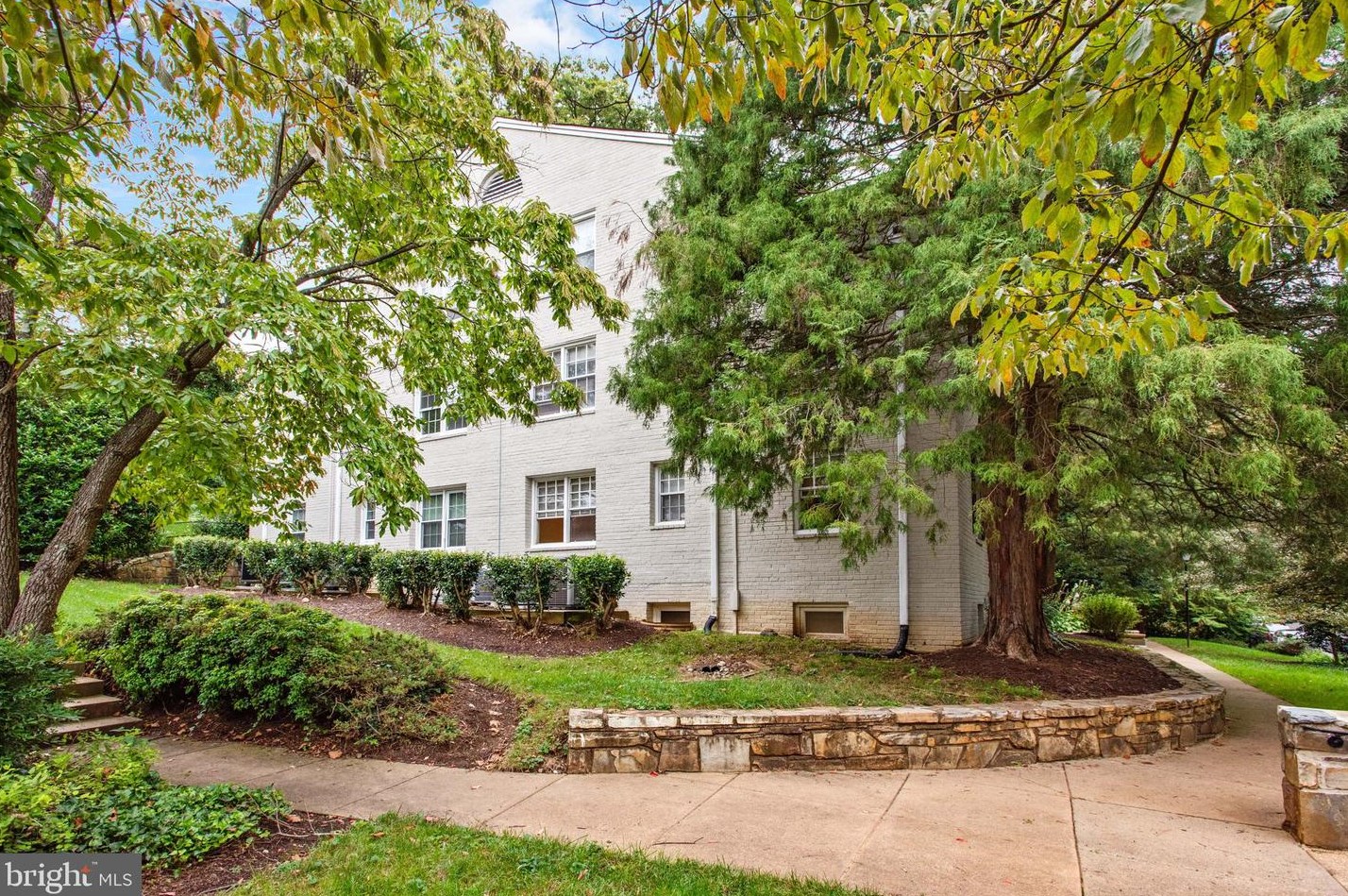 804 S Arlington Mill Dr #11202, Arlington, VA 22204