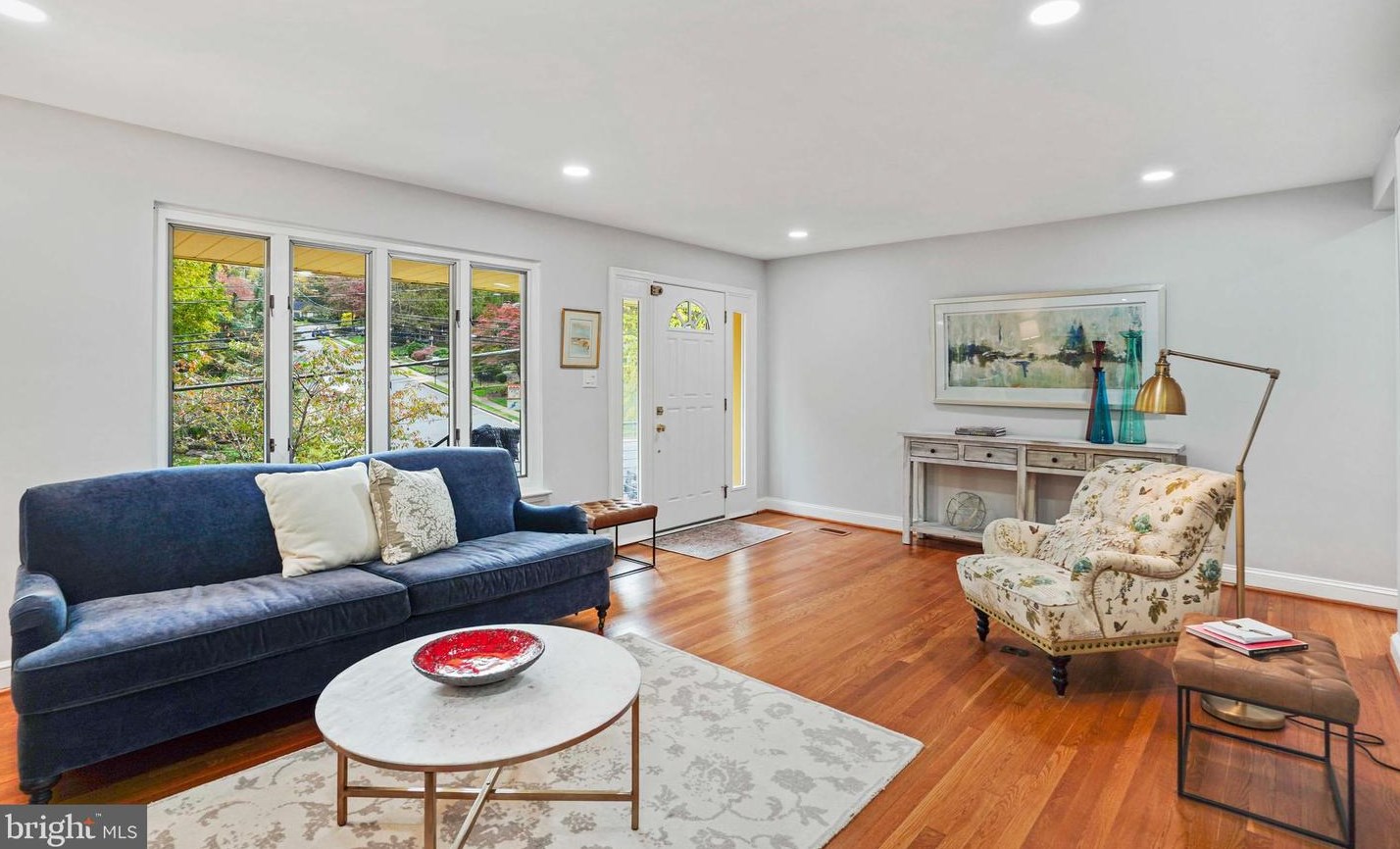 3542 Military Rd, Arlington, VA 22207-4828