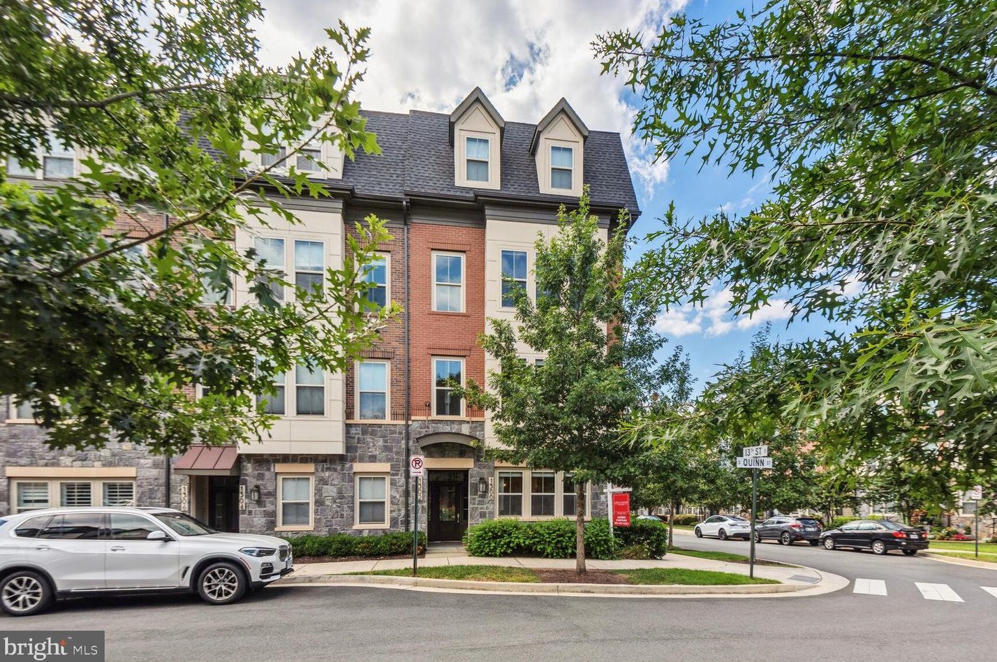 1300 Quinn St, Arlington VA  22204 exterior