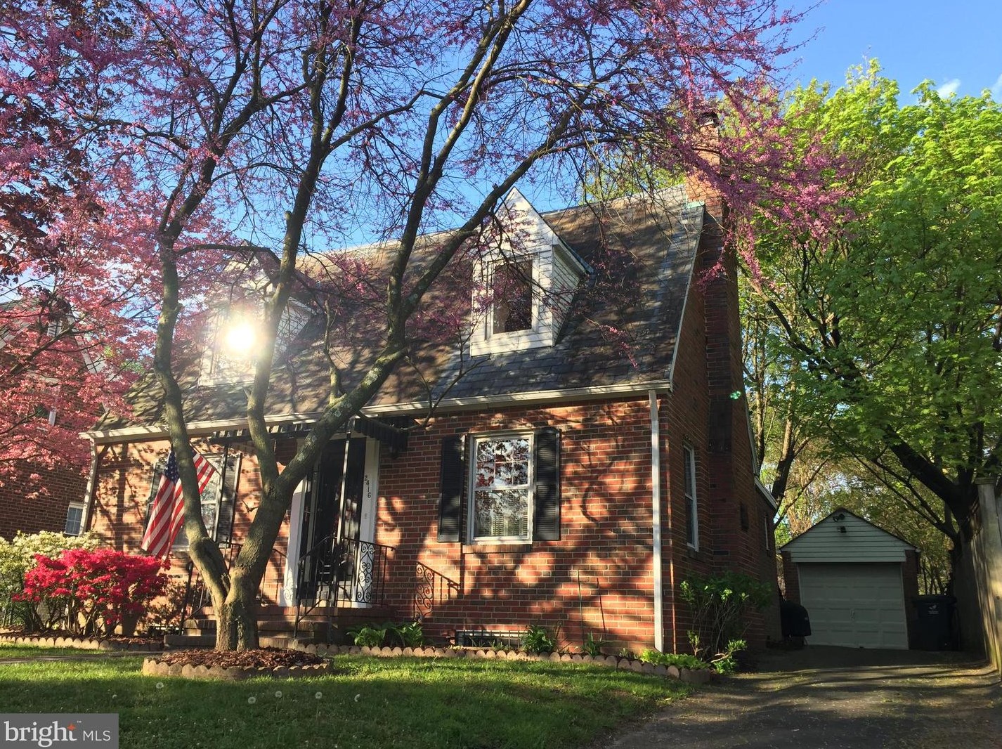 2416 Florida St, Arlington, VA 22207-1772