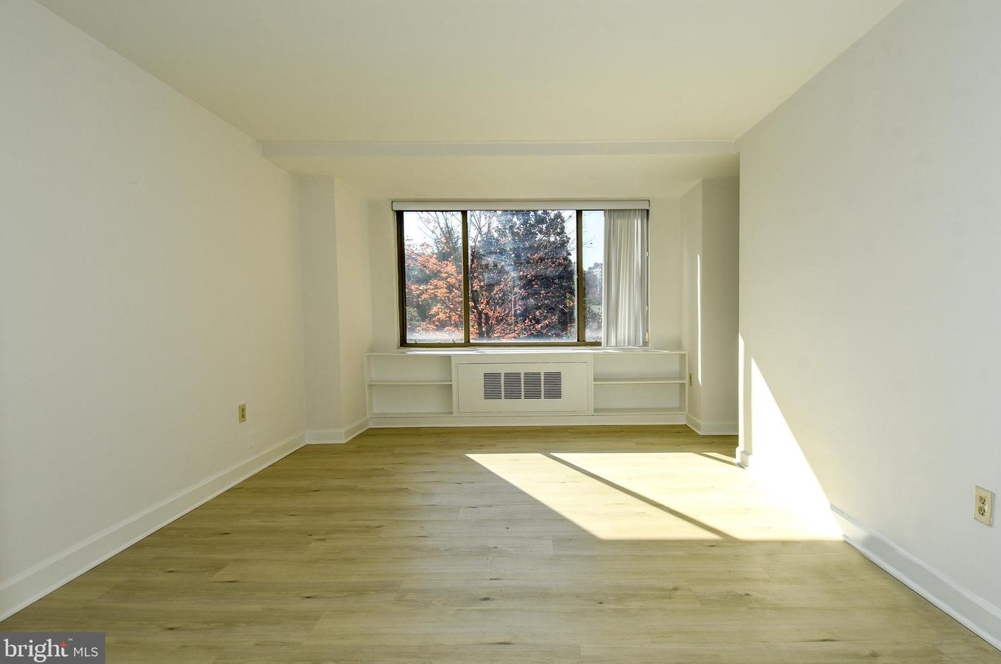 1121 Arlington Blvd #232, Arlington, VA 22209