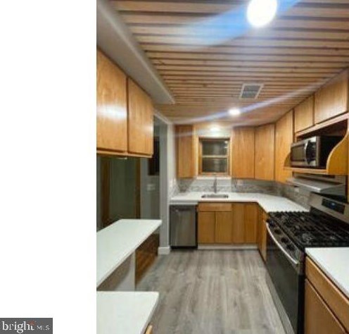 803 Ode St, Arlington, VA 22204-4513
