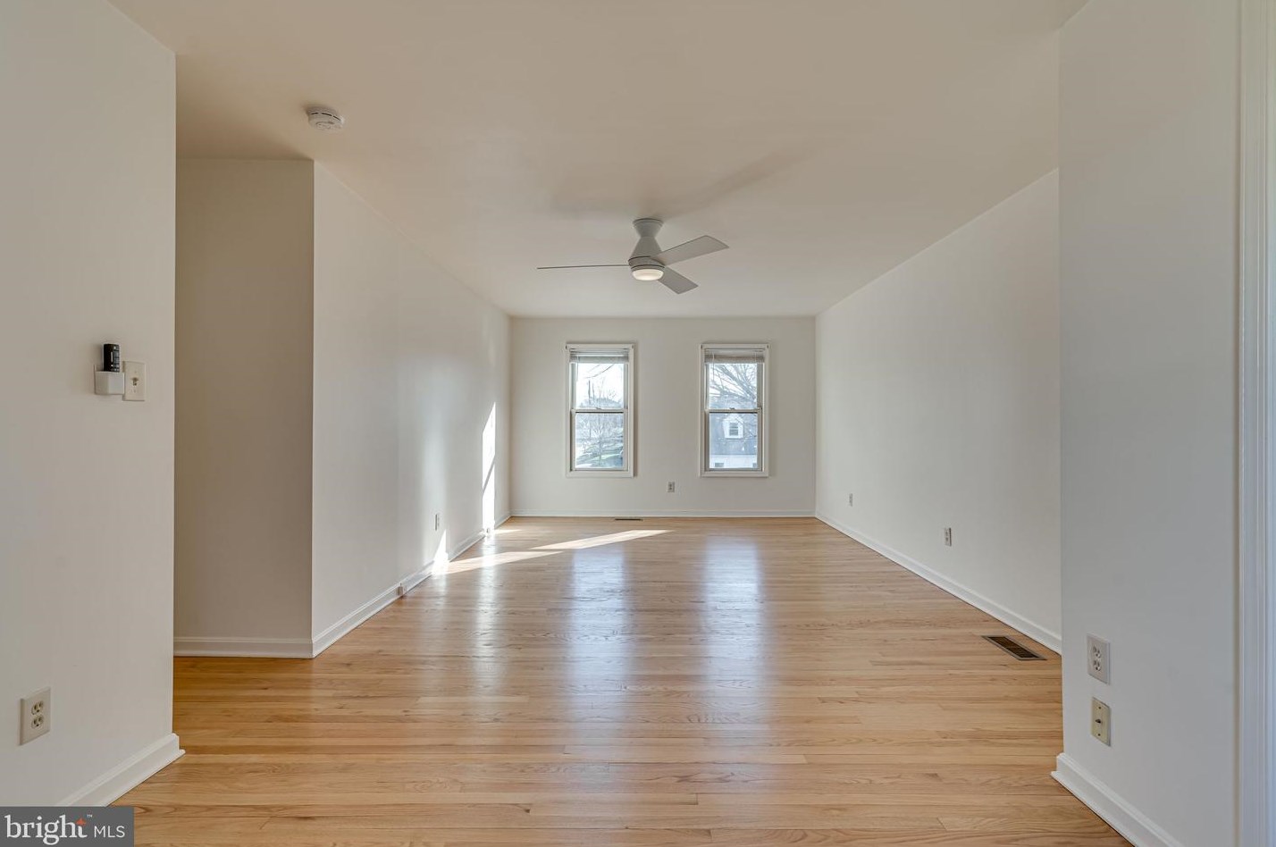 2419 1st St S, Arlington, VA 22204