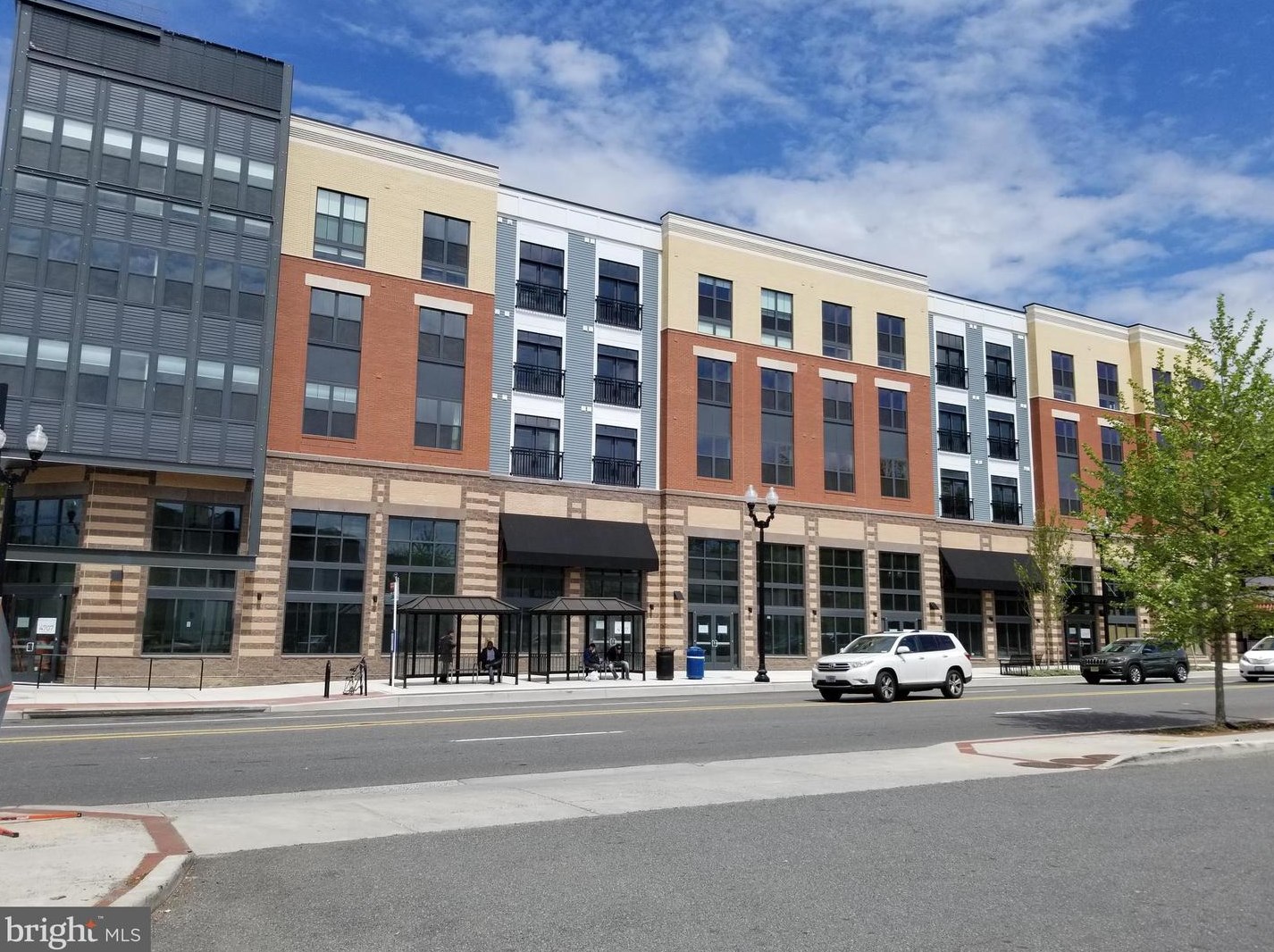 989 S Buchanan St #323, Arlington, VA 22204