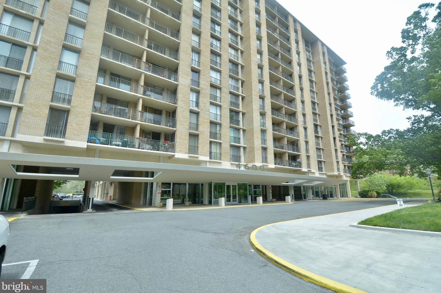 4600 S Four Mile Run Dr #626, Arlington, VA 22204