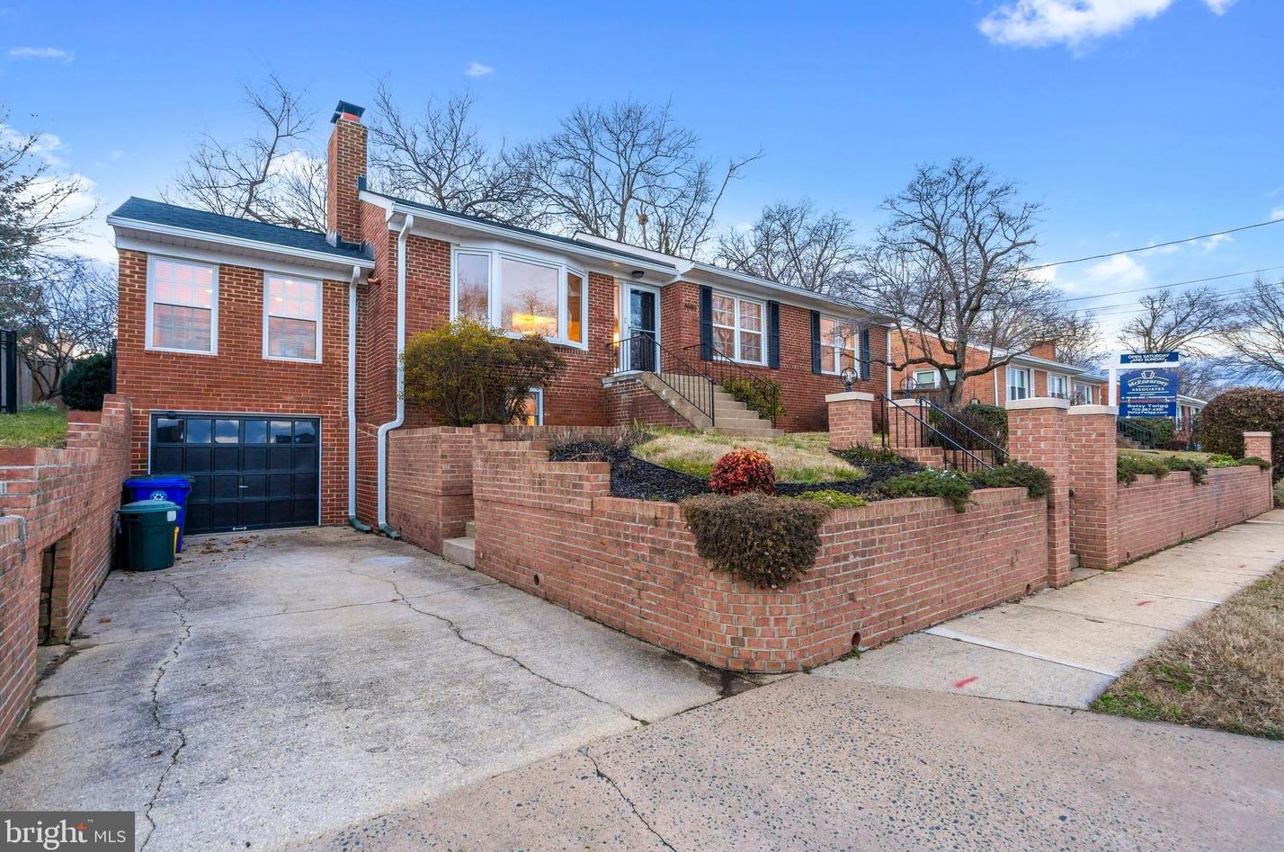 1940 Woodrow St, Arlington, VA 22207-2410