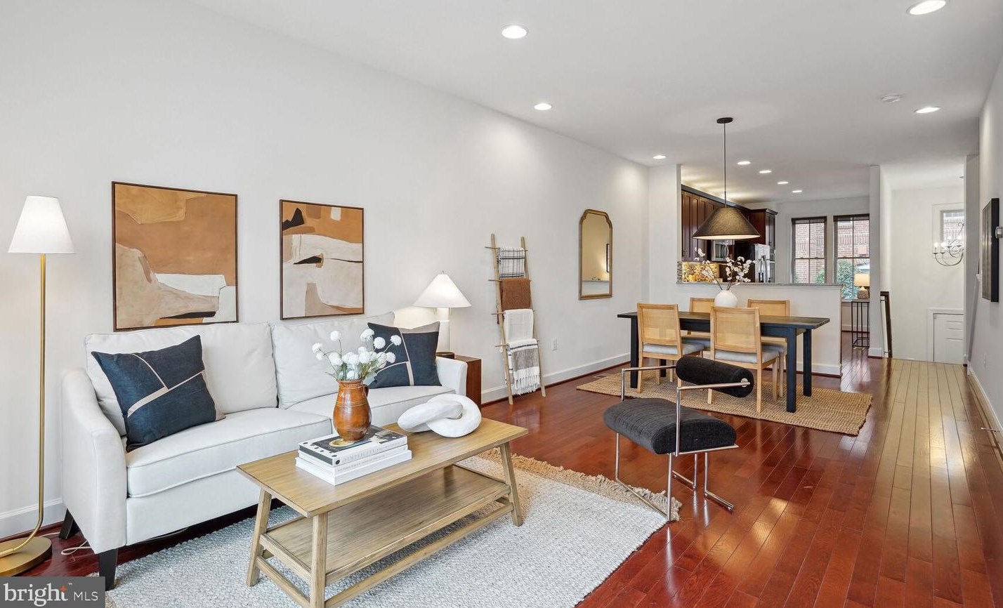 2551 Kenmore Ct, Arlington, VA 22206-2372
