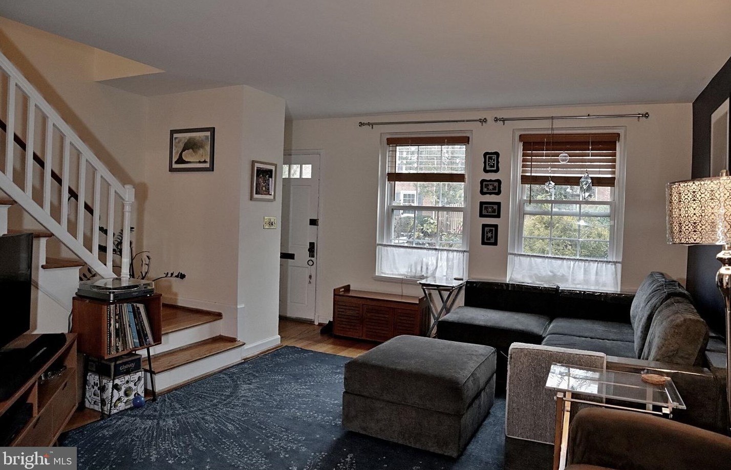 2872 S Abingdon St, Arlington, VA 22206