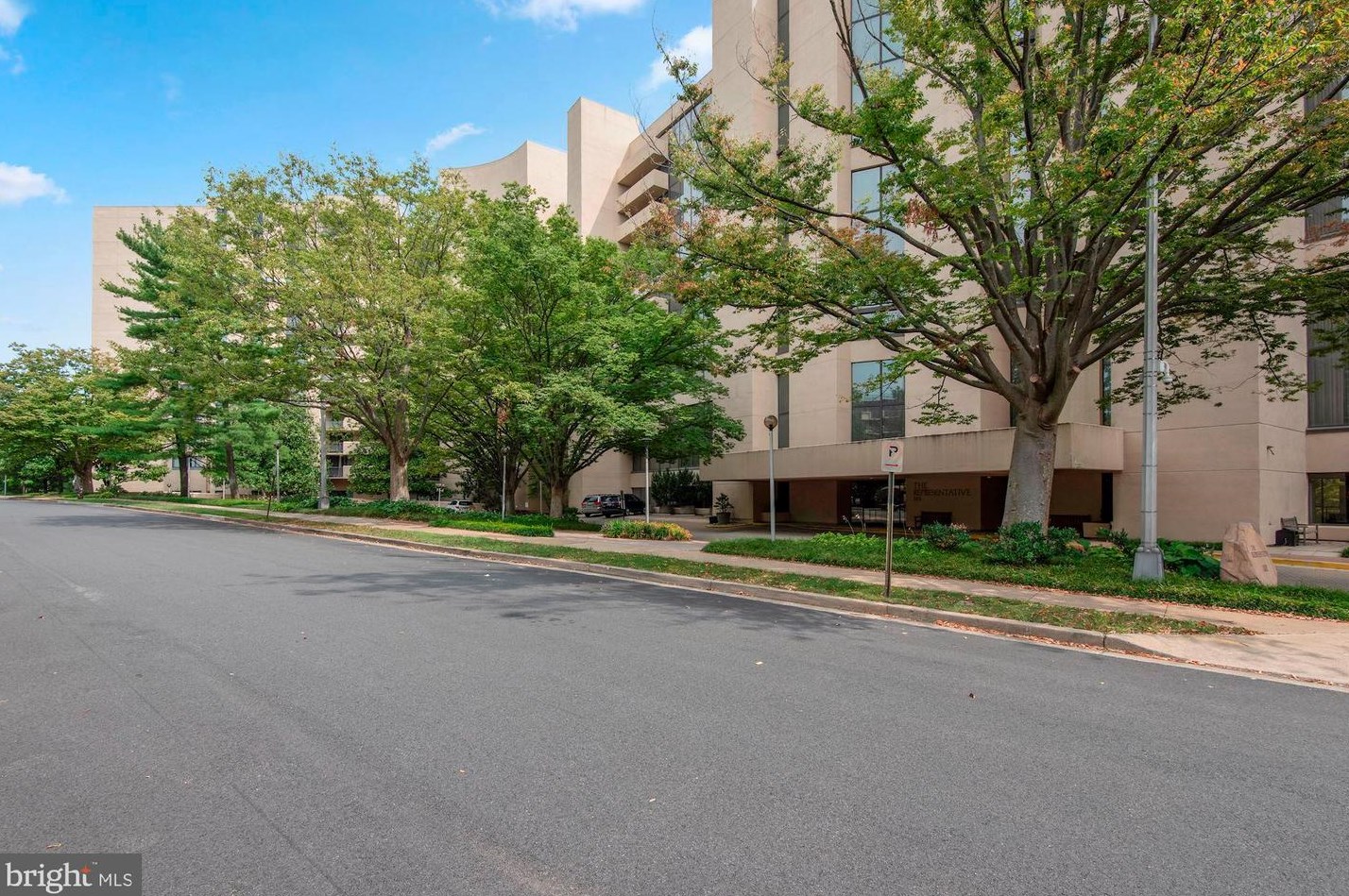 1101 S Arlington Ridge Rd #1009, Arlington, VA 22202
