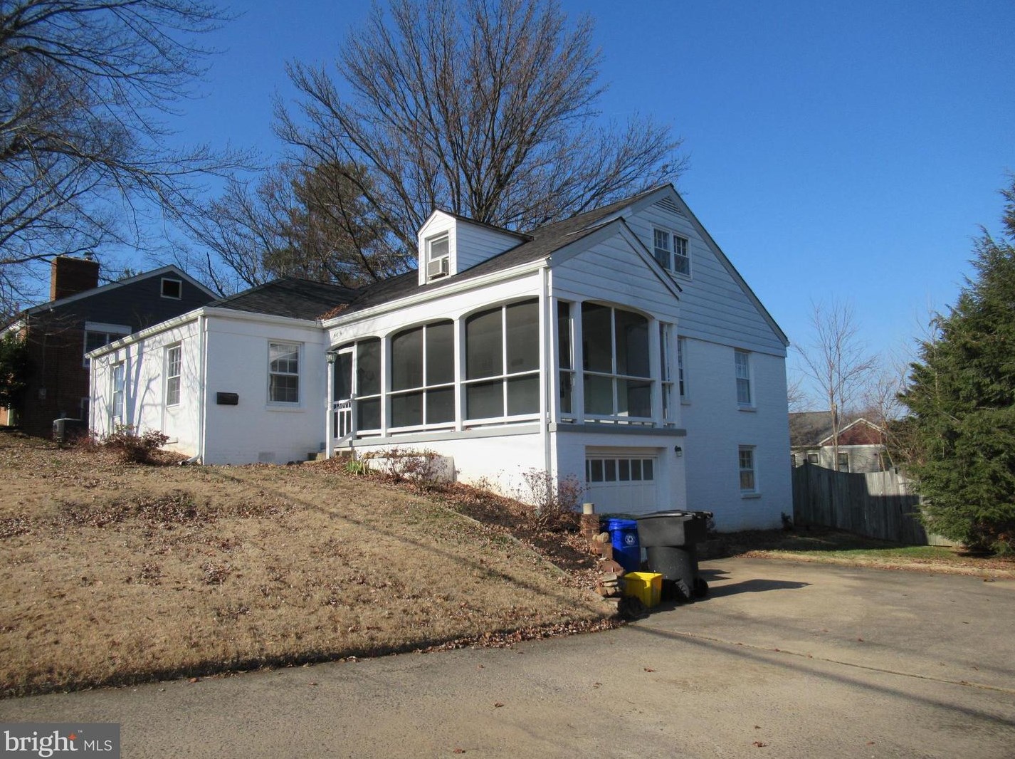 5019 33rd St N, Arlington, VA 22207