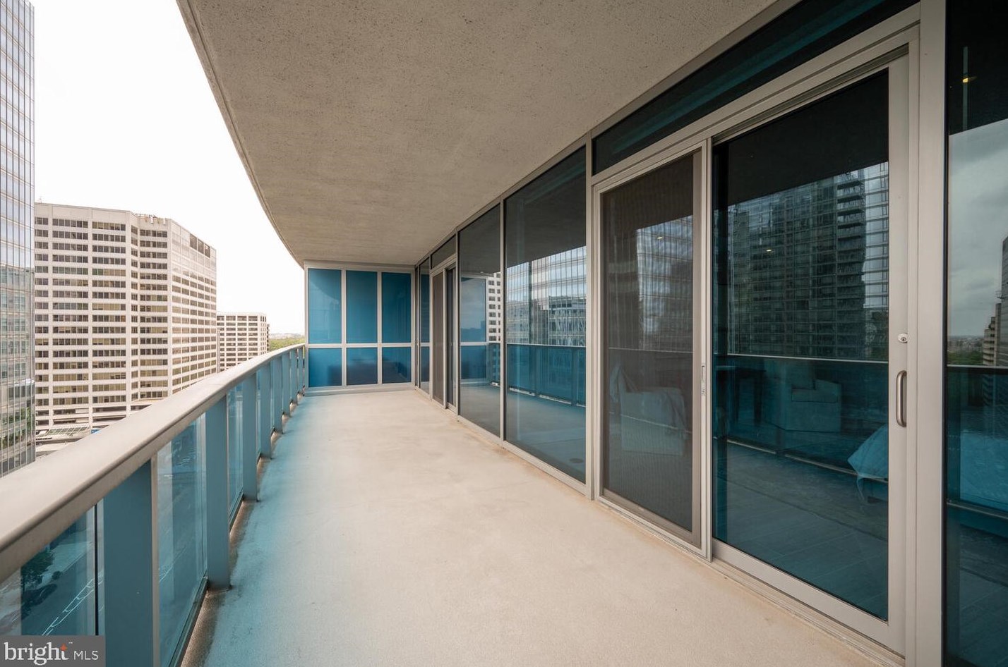 1881 Nash St, Arlington VA  22209-1511 exterior