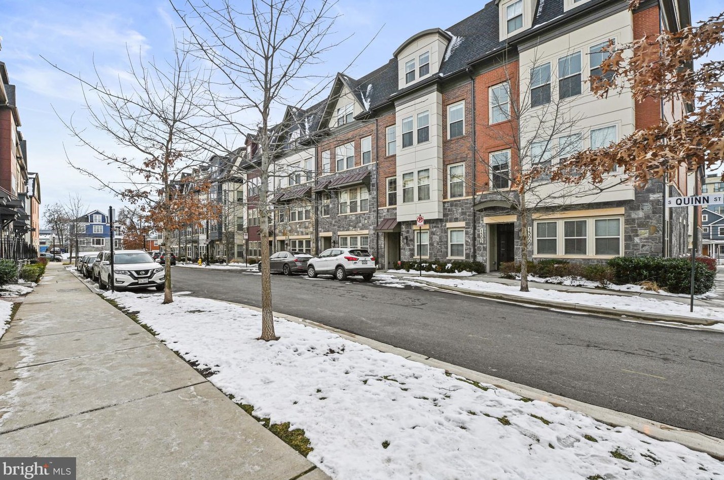 1306 Quinn St, Arlington VA  22204 exterior