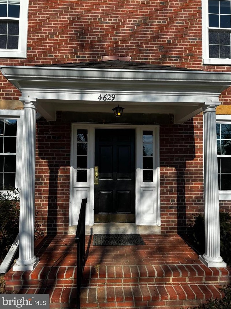 4629 36th St S #b1, Arlington, VA 22206