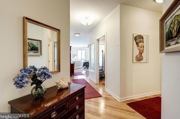 2200 N Westmoreland St #305, Arlington, VA 22213