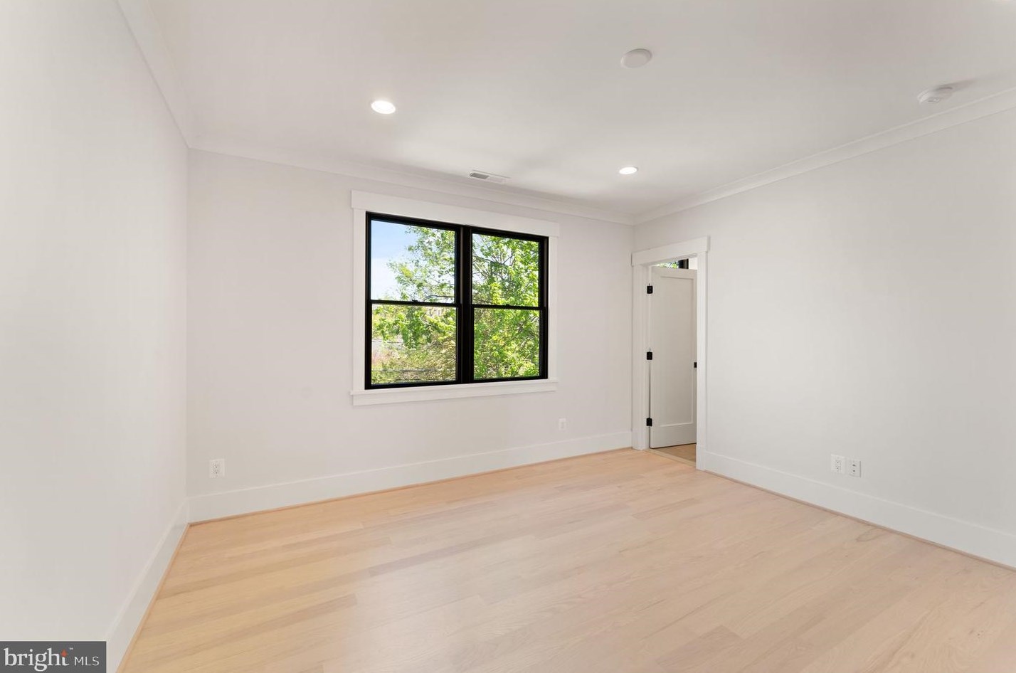 4516 7th St, Arlington VA  22203-2010 exterior