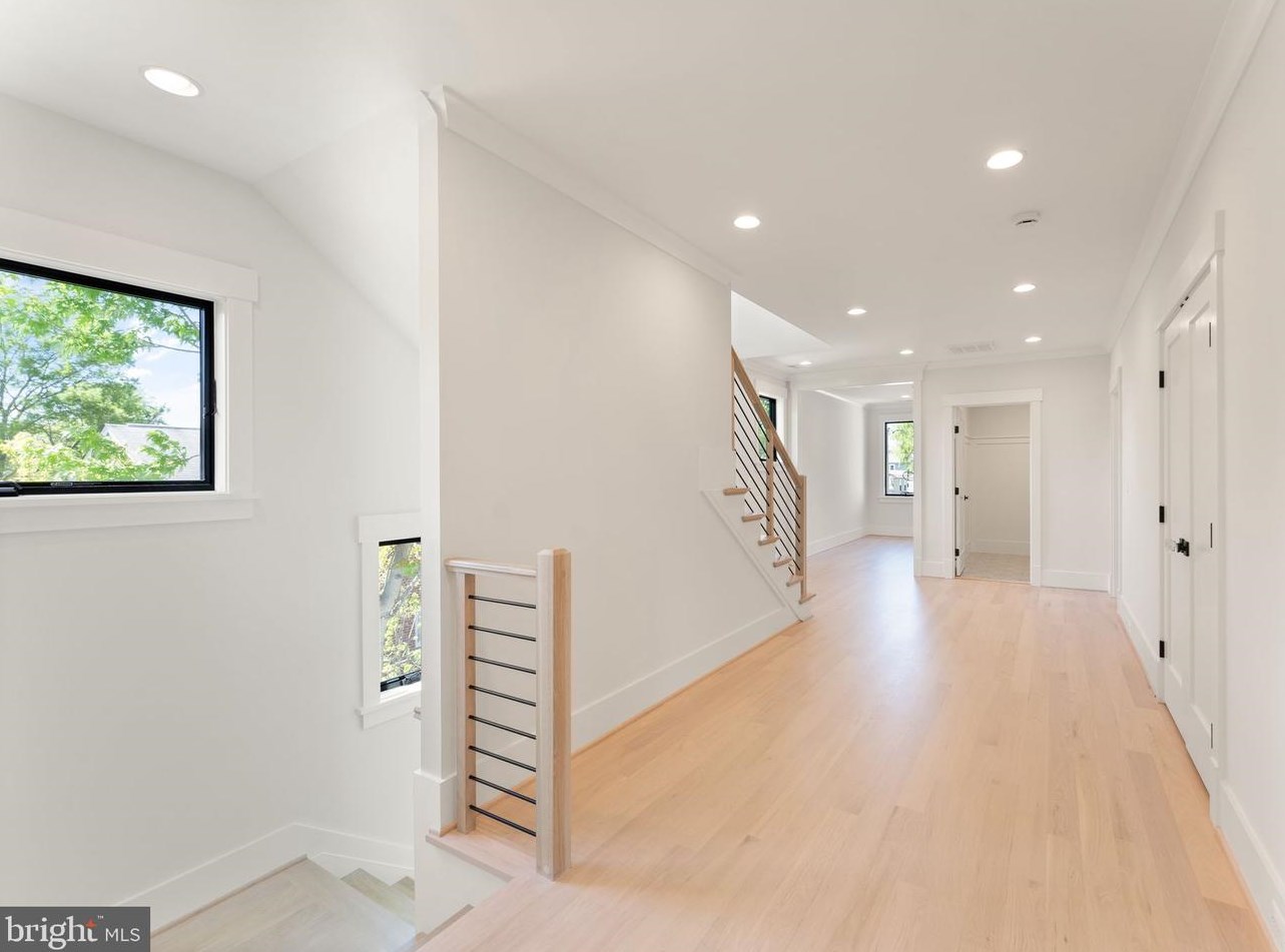 4516 7th St, Arlington VA  22203-2010 exterior