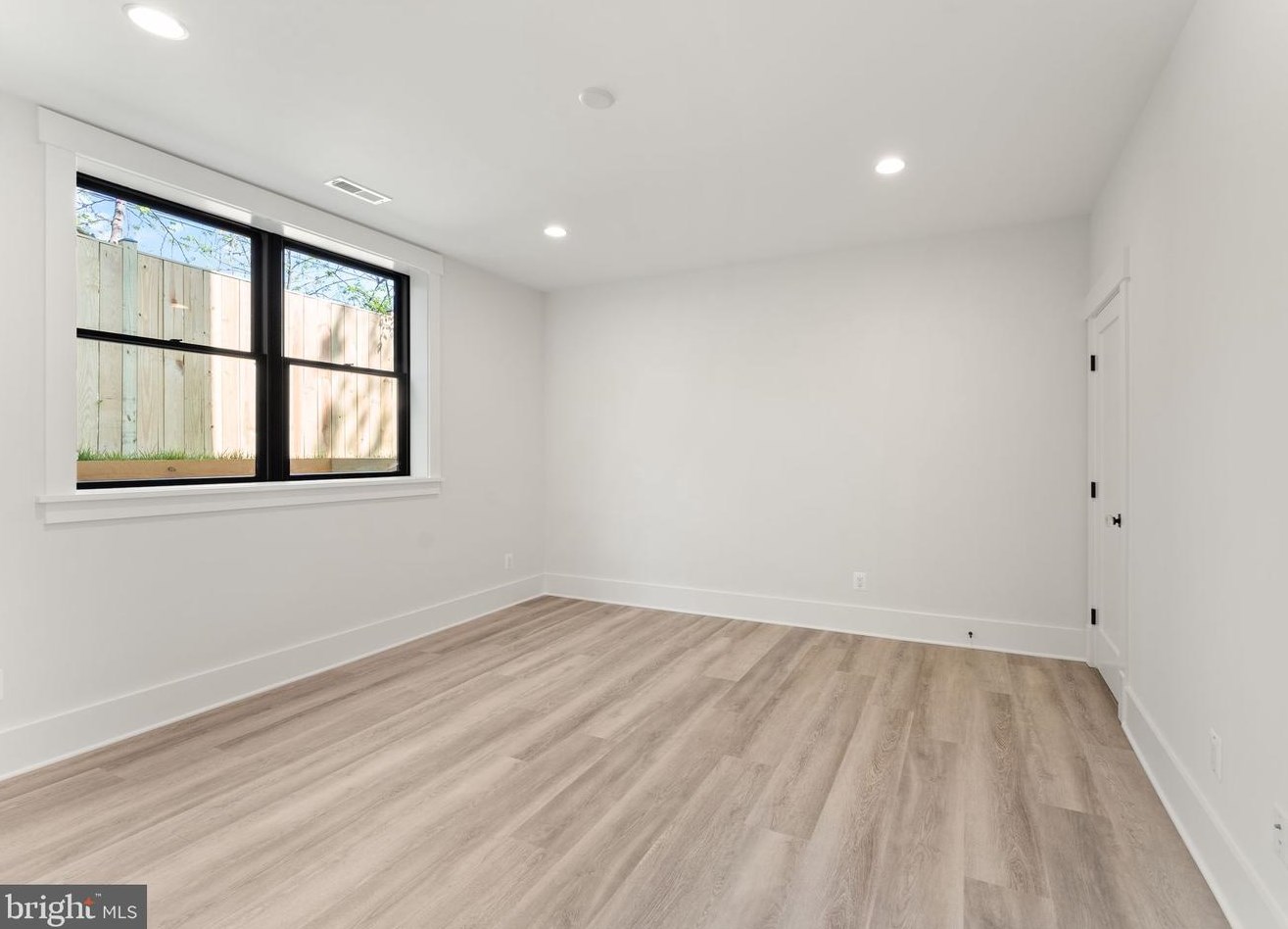 4516 7th St, Arlington VA  22203-2010 exterior