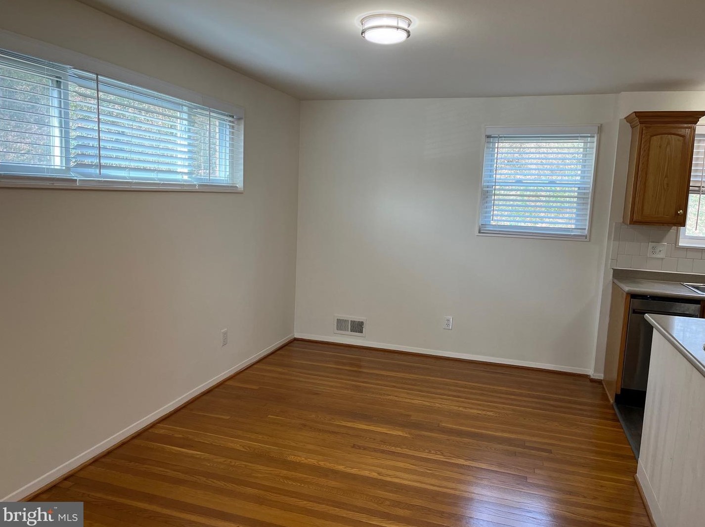 5027 8th Rd S, Arlington, VA 22204