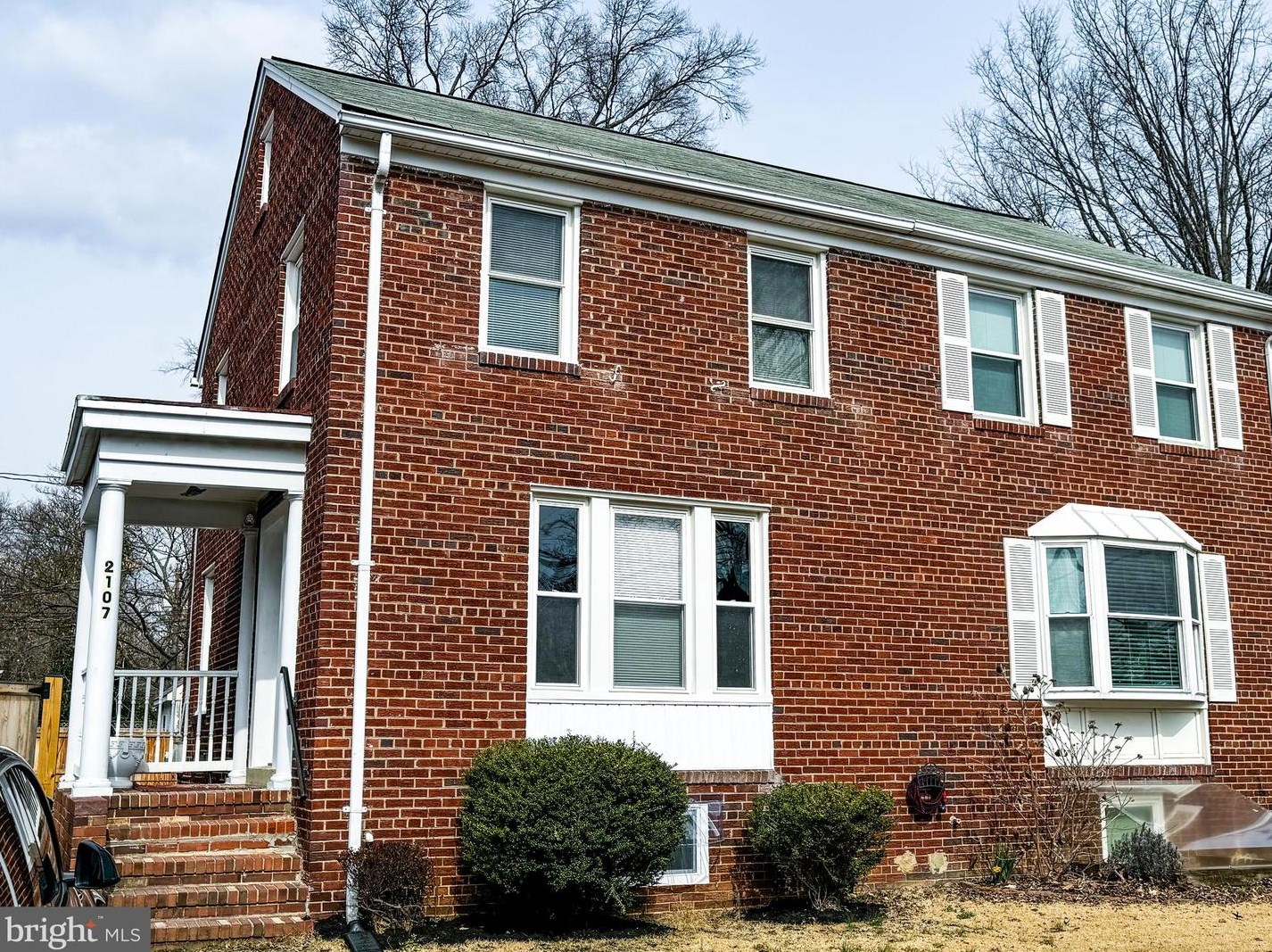 2107 27th St S, Arlington, VA 22206