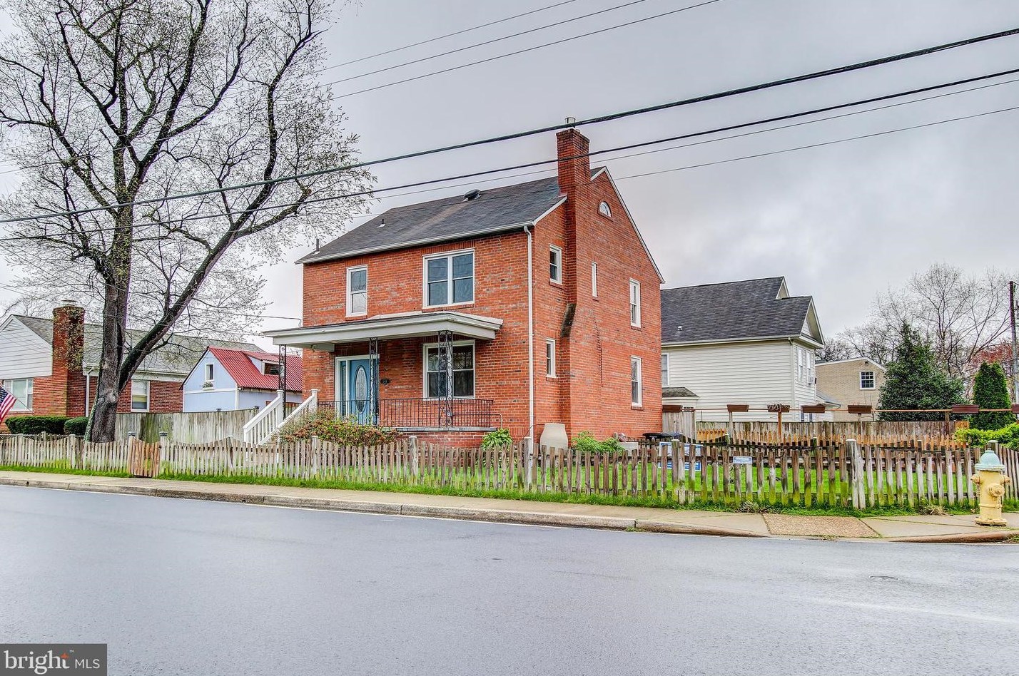 2814 18th St S, Arlington, VA 22204
