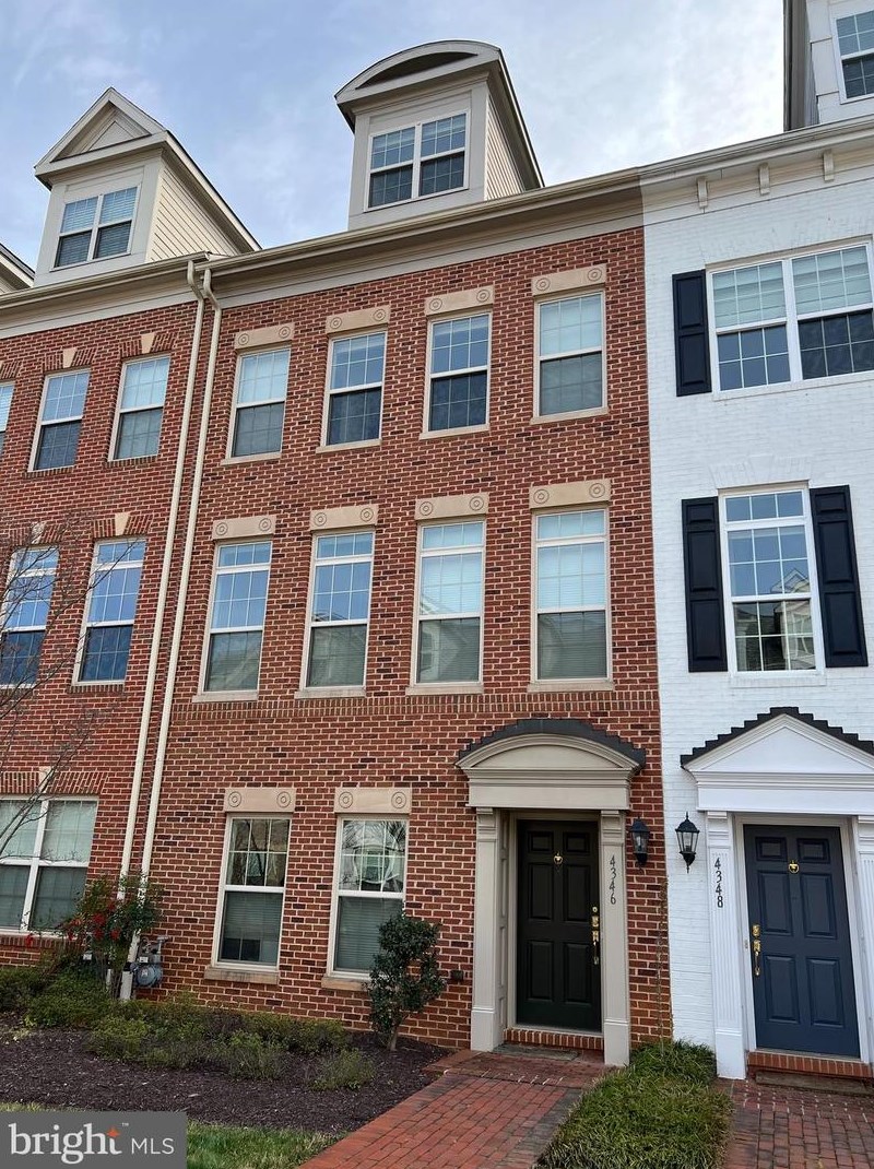 4346 4th St N, Arlington, VA 22203