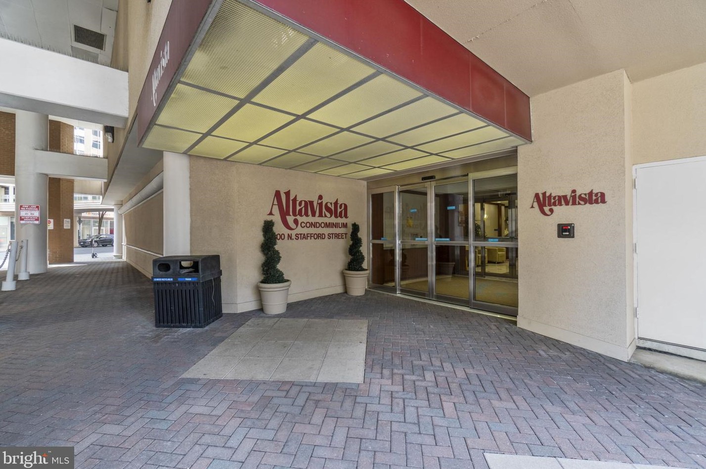 900 N Stafford St #2620, Arlington, VA 22203
