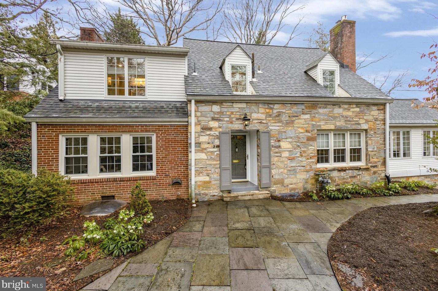 3017 Military Rd, Arlington, VA 22207-4133