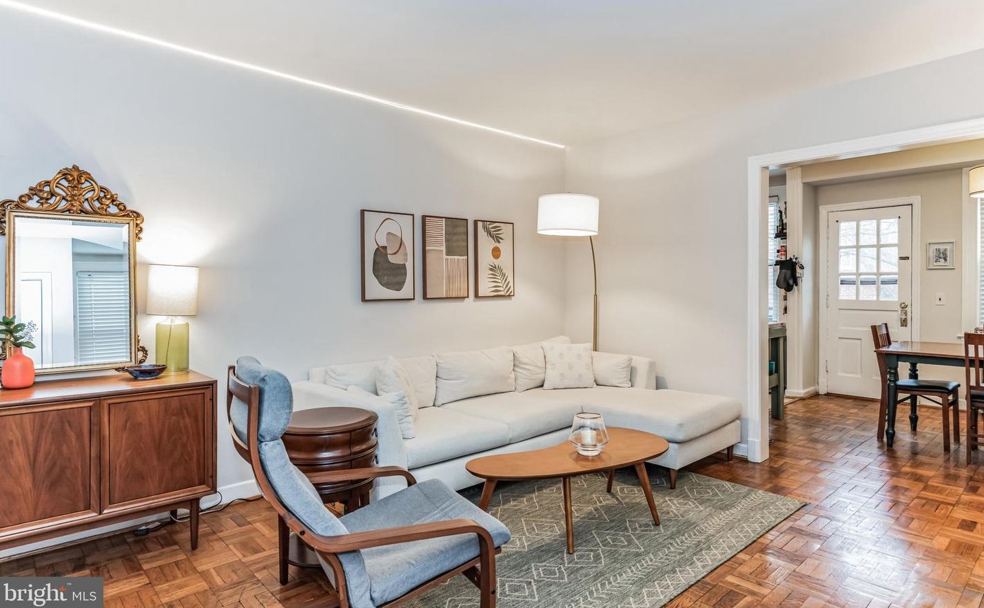 2601 16th St S #603, Arlington, VA 22204