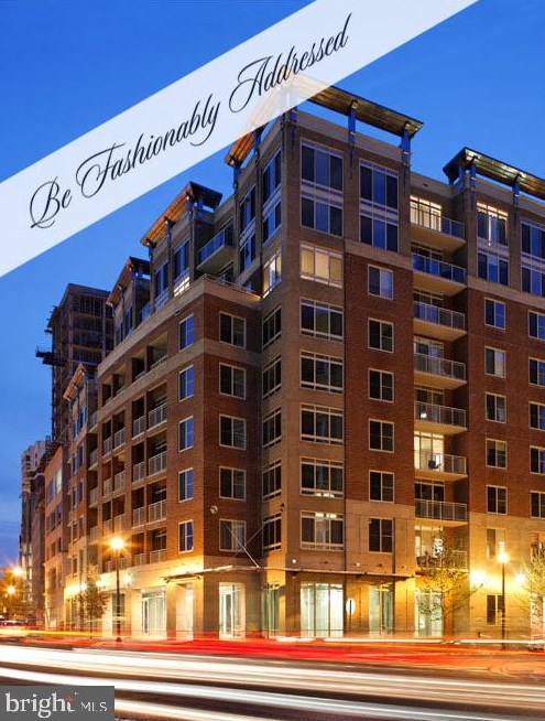 820 Pollard St, Arlington VA 22203-1903 exterior