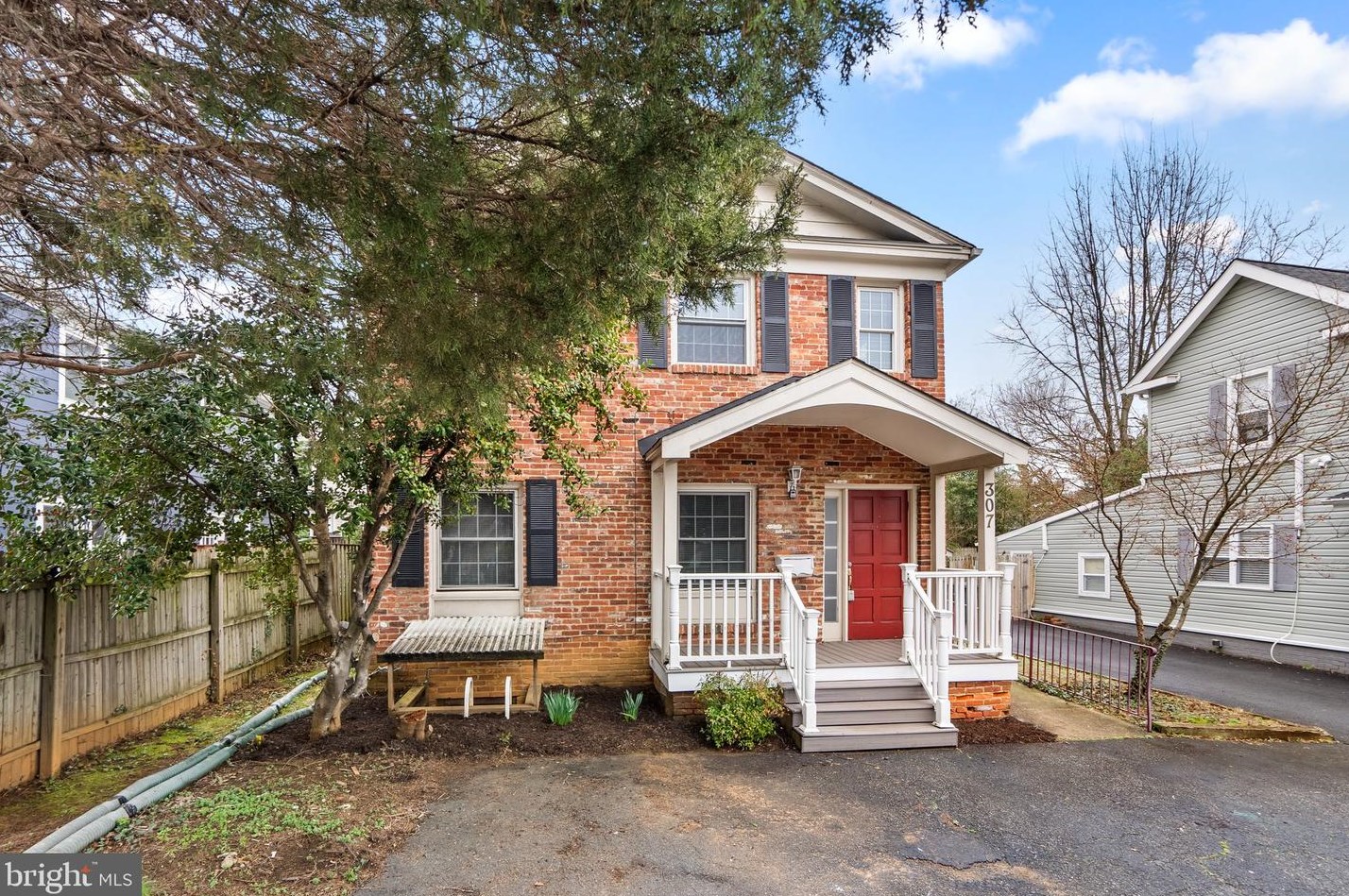 307 S Fillmore St, Arlington, VA 22201