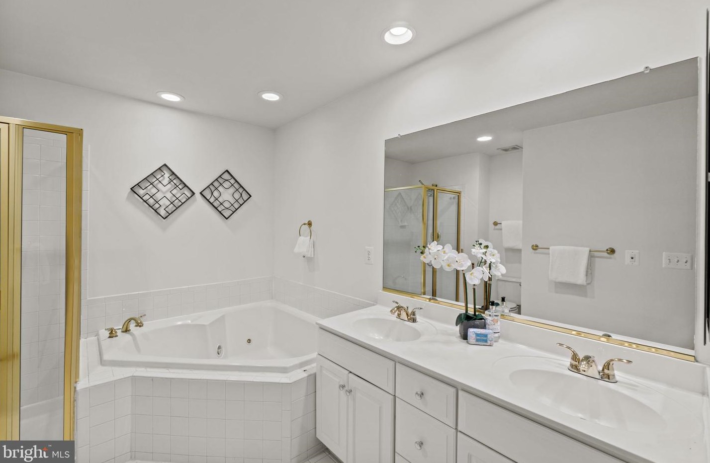 2139 Pierce Ct, Arlington VA exterior