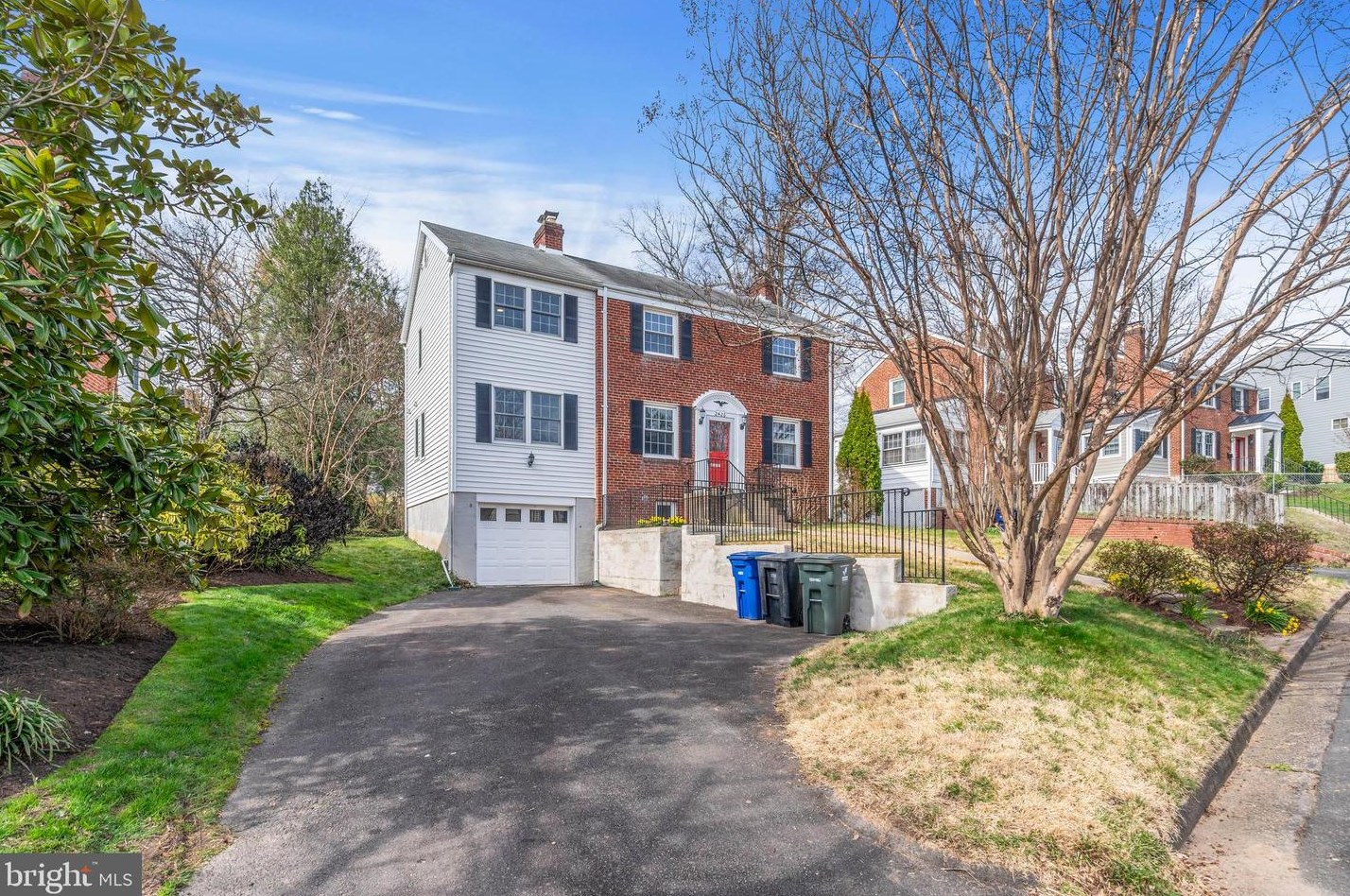 2426 N Powhatan St, Arlington, VA 22207
